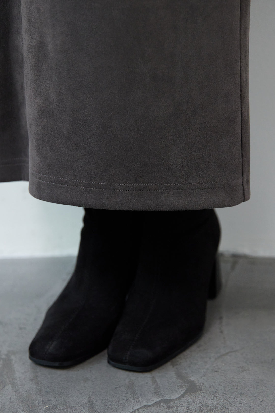 マシュマロスエードナロースカート