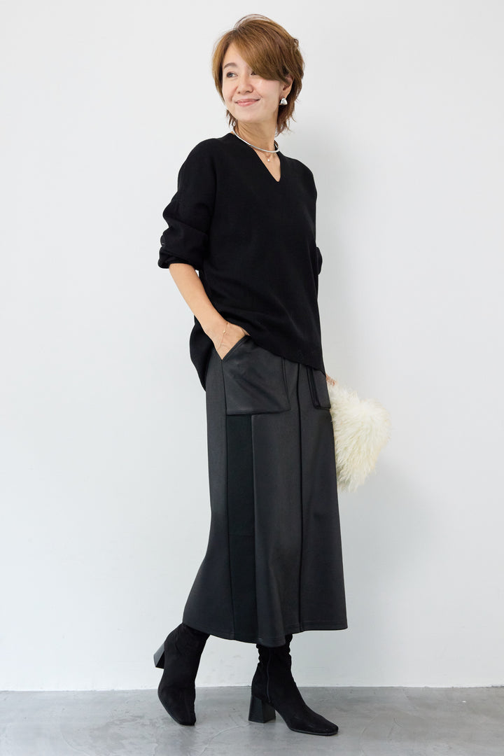 【防静電気】Vネックドルマンやわもちニット