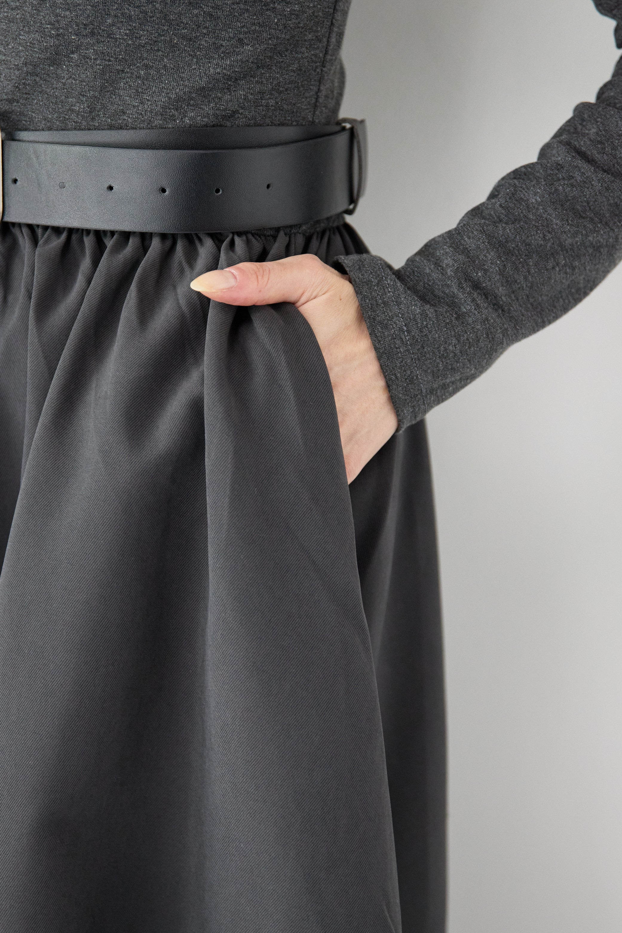 ウエストベルトVネックフレアワンピース – plusotoha