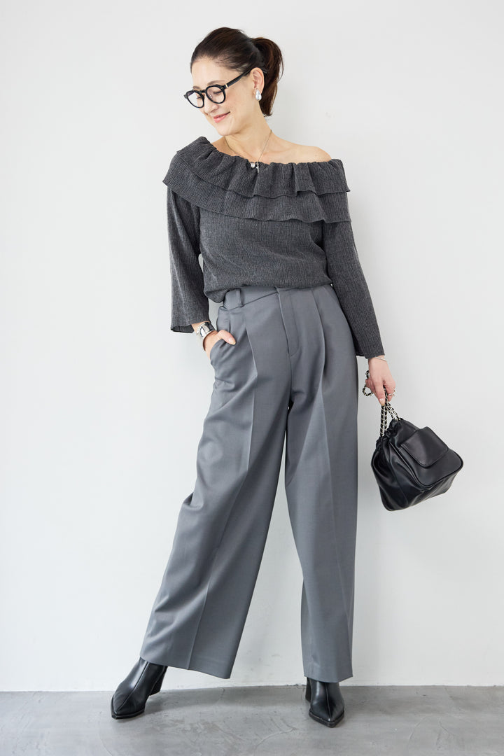 フリルリブカットソー