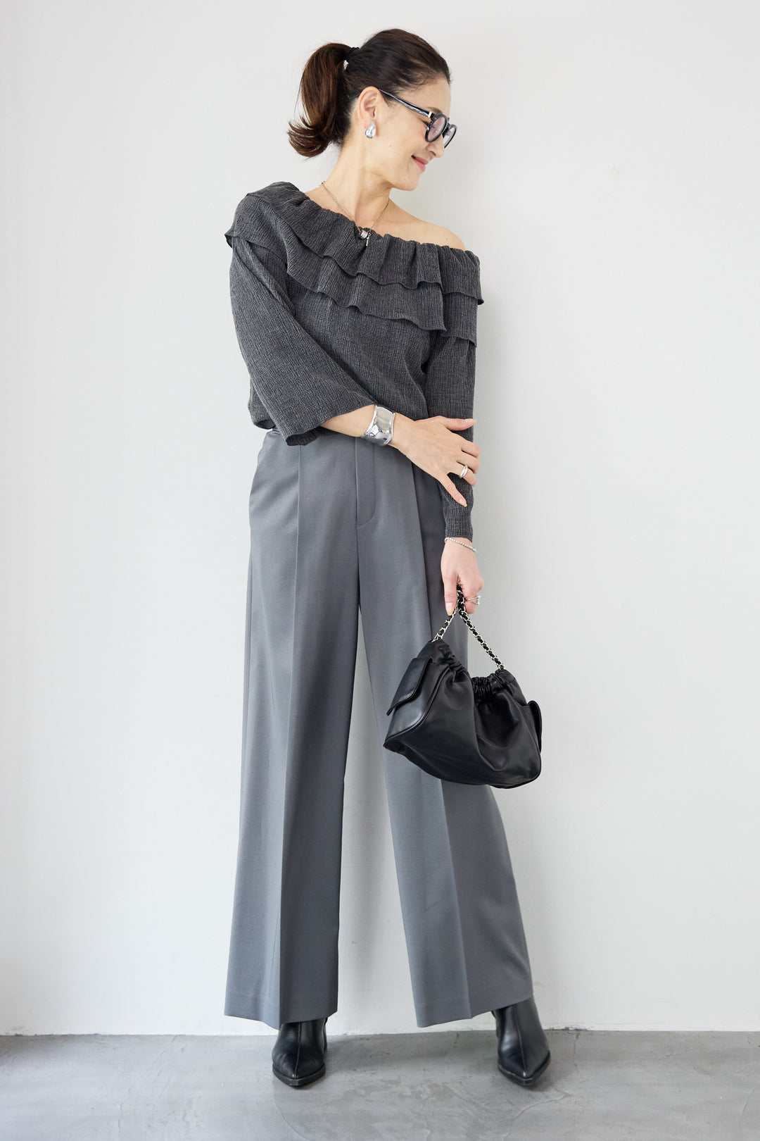 フリルリブカットソー