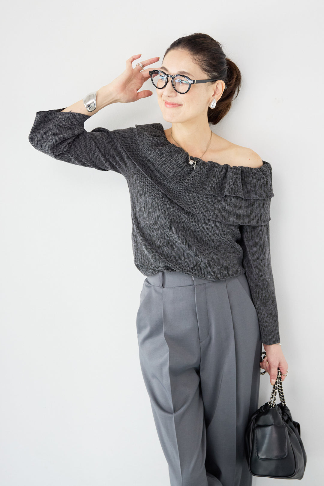 フリルリブカットソー