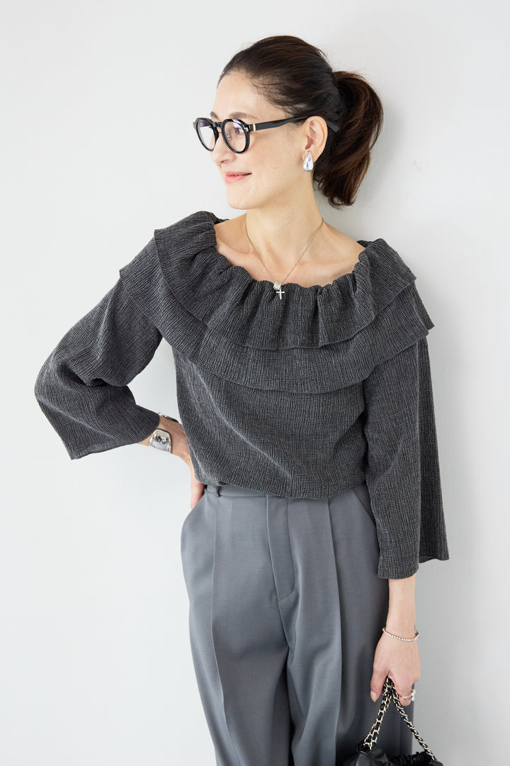 フリルリブカットソー