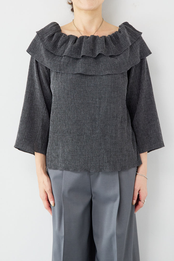 フリルリブカットソー