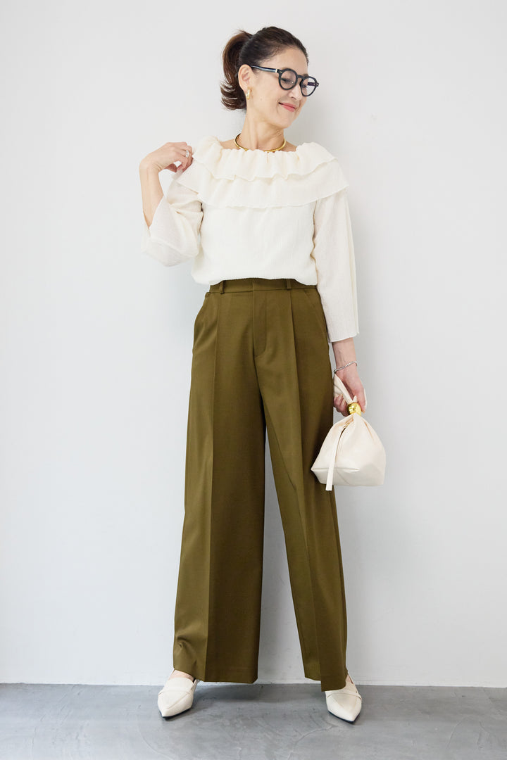 フリルリブカットソー