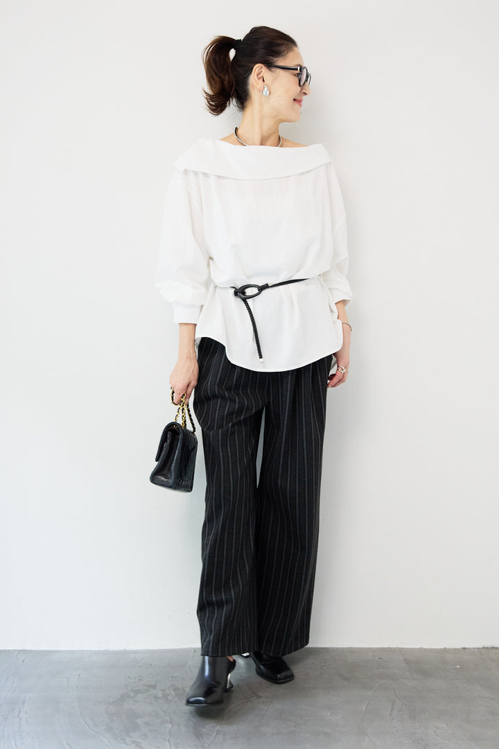 ラウンドカラーブラウス ベルト付き