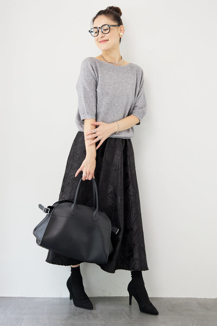 ボートネックハーフスリーブニット