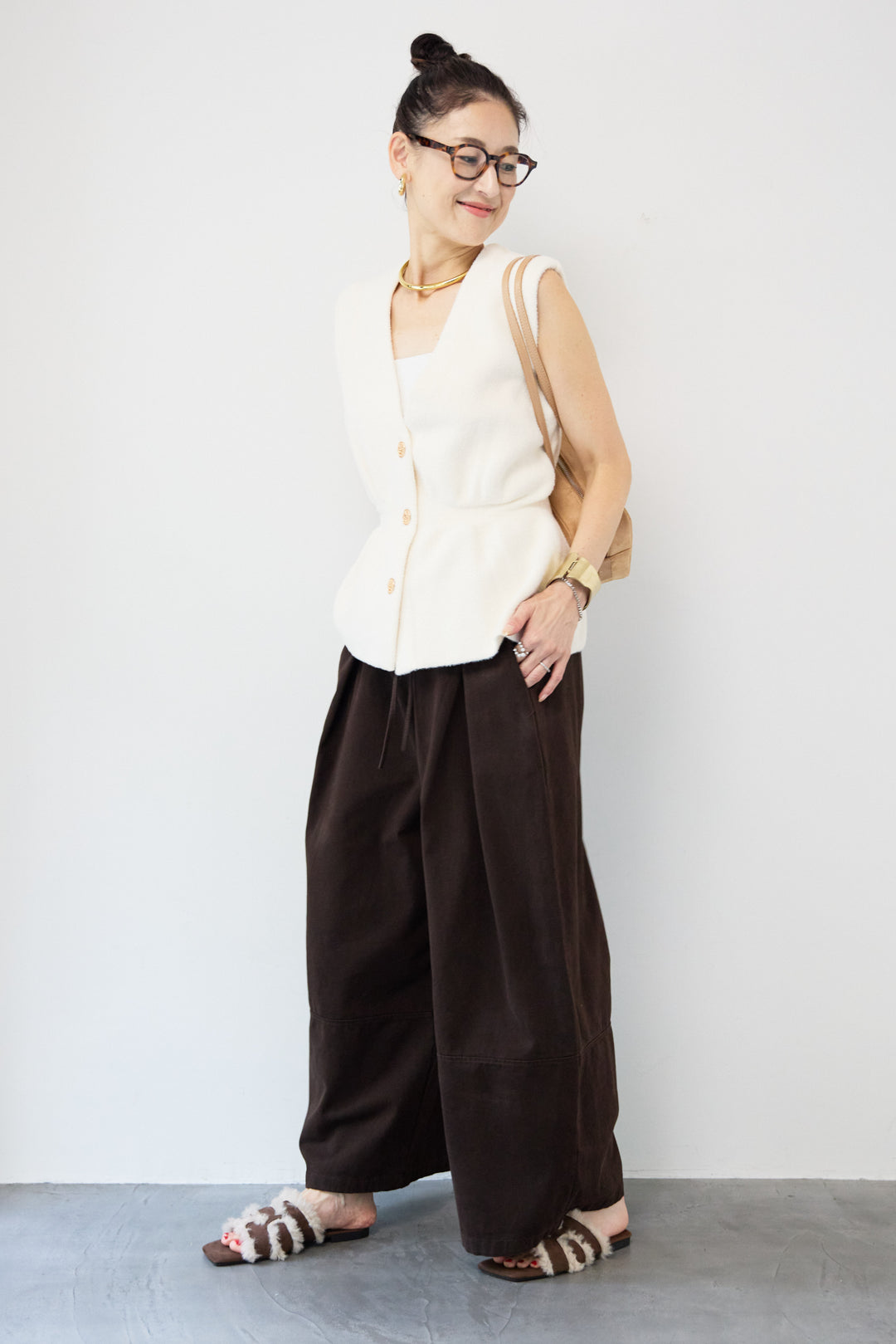 ペプラムニットベスト