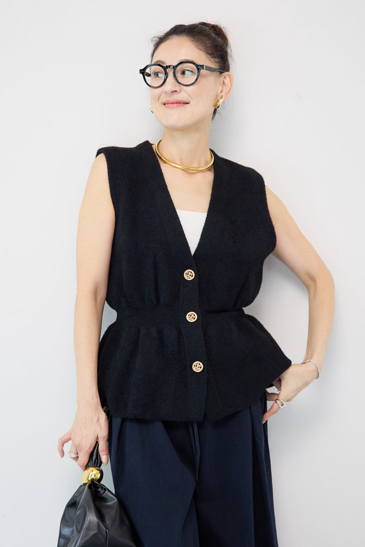 ペプラムニットベスト