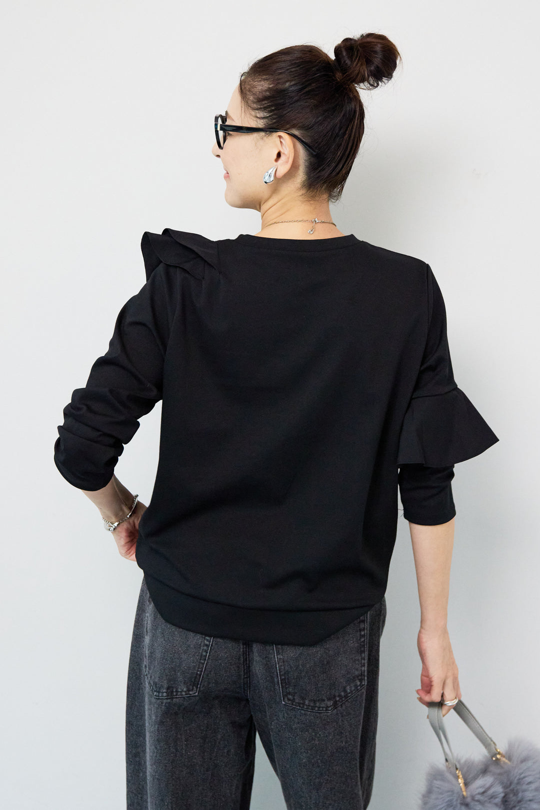 ラッフルフリルデザインカットソー