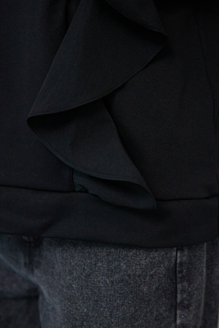 ラッフルフリルデザインカットソー