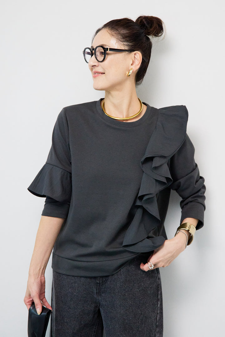ラッフルフリルデザインカットソー
