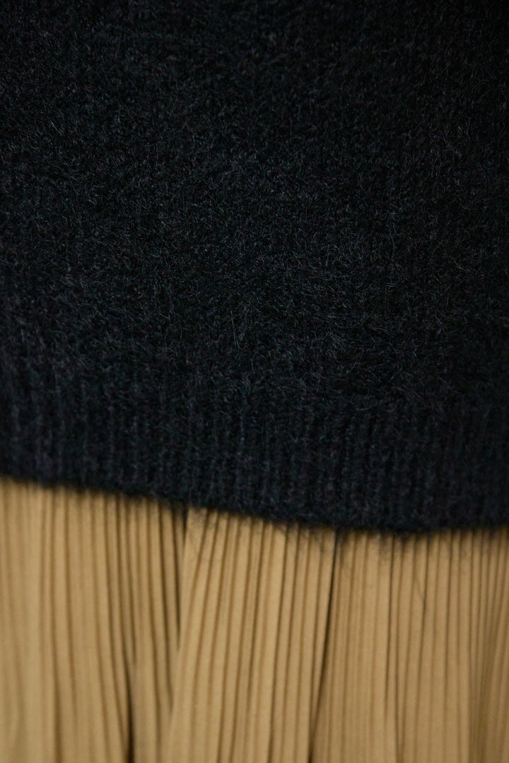 アコーディオンプリーツ切替ワンピース＋シャギーニットベスト