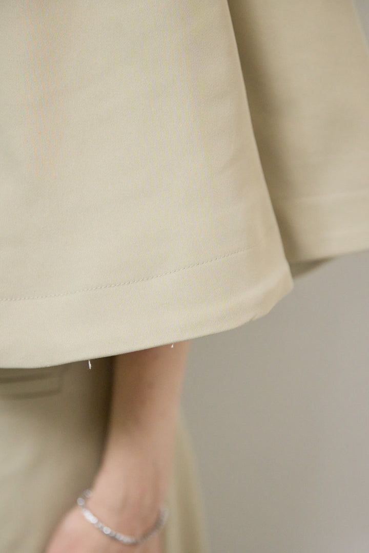 ショートケープコート