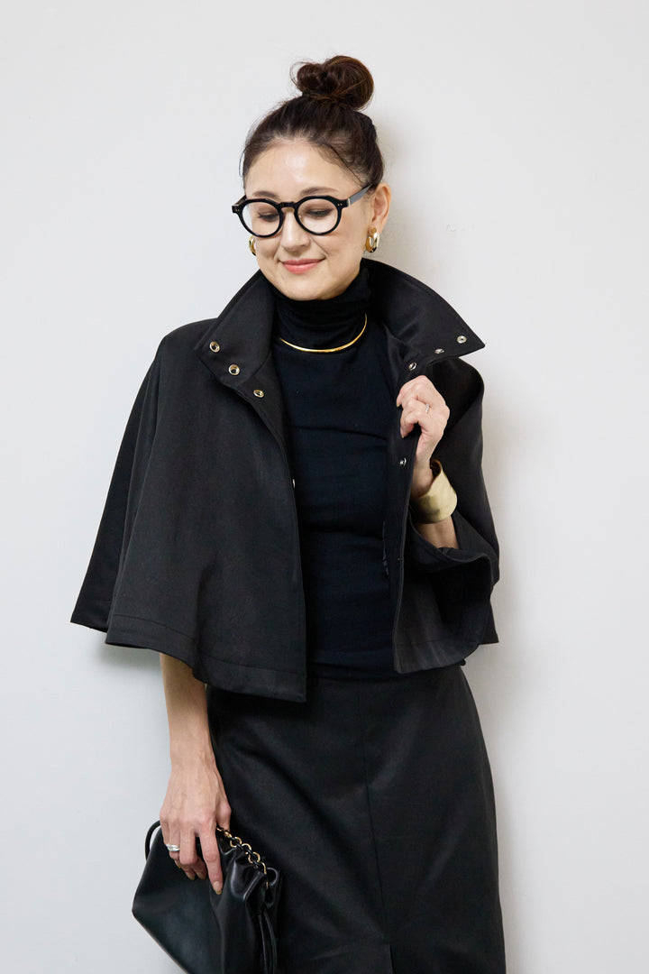 ショートケープコート