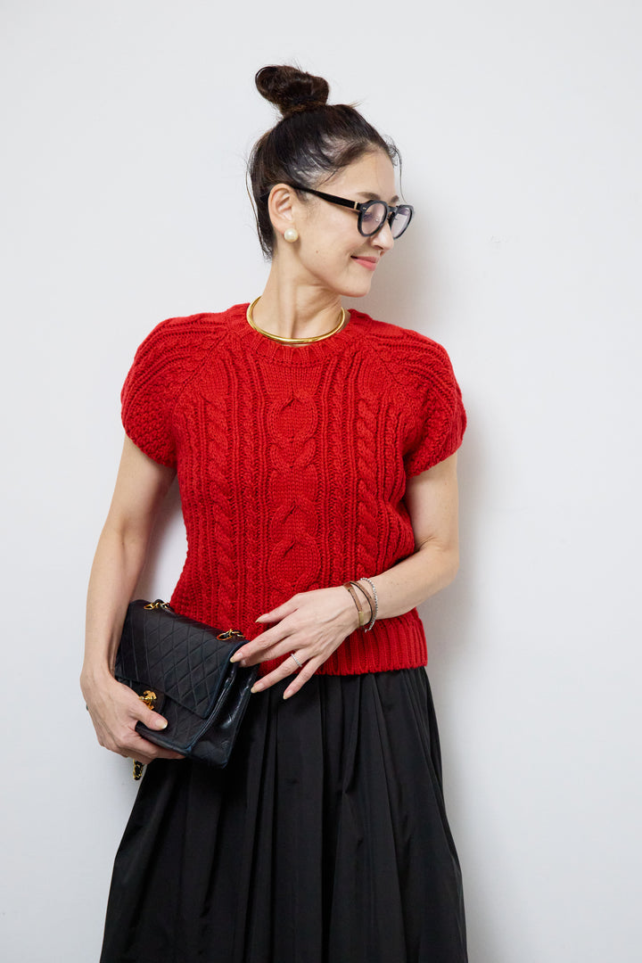 ケーブルニット