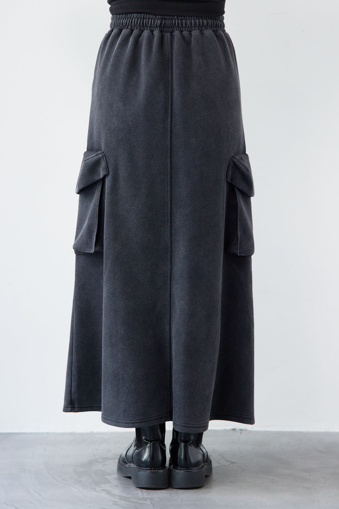 スウェットカーゴスカート