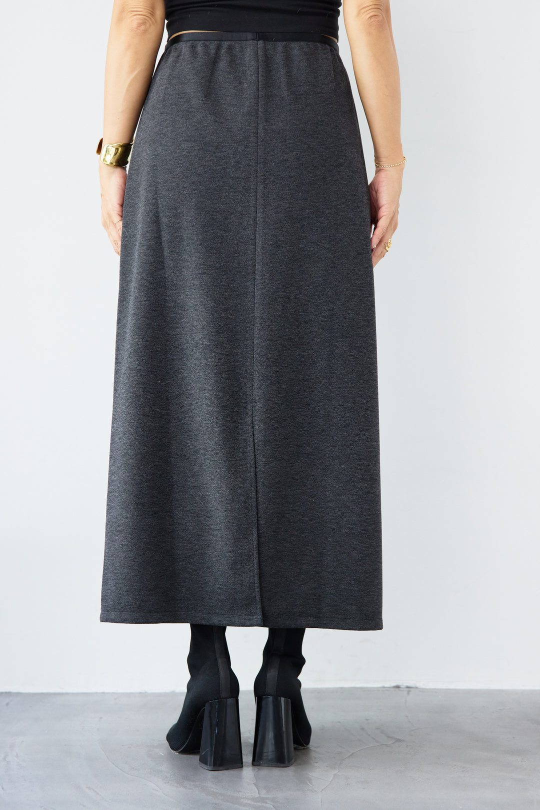 ダンボールIラインスカート