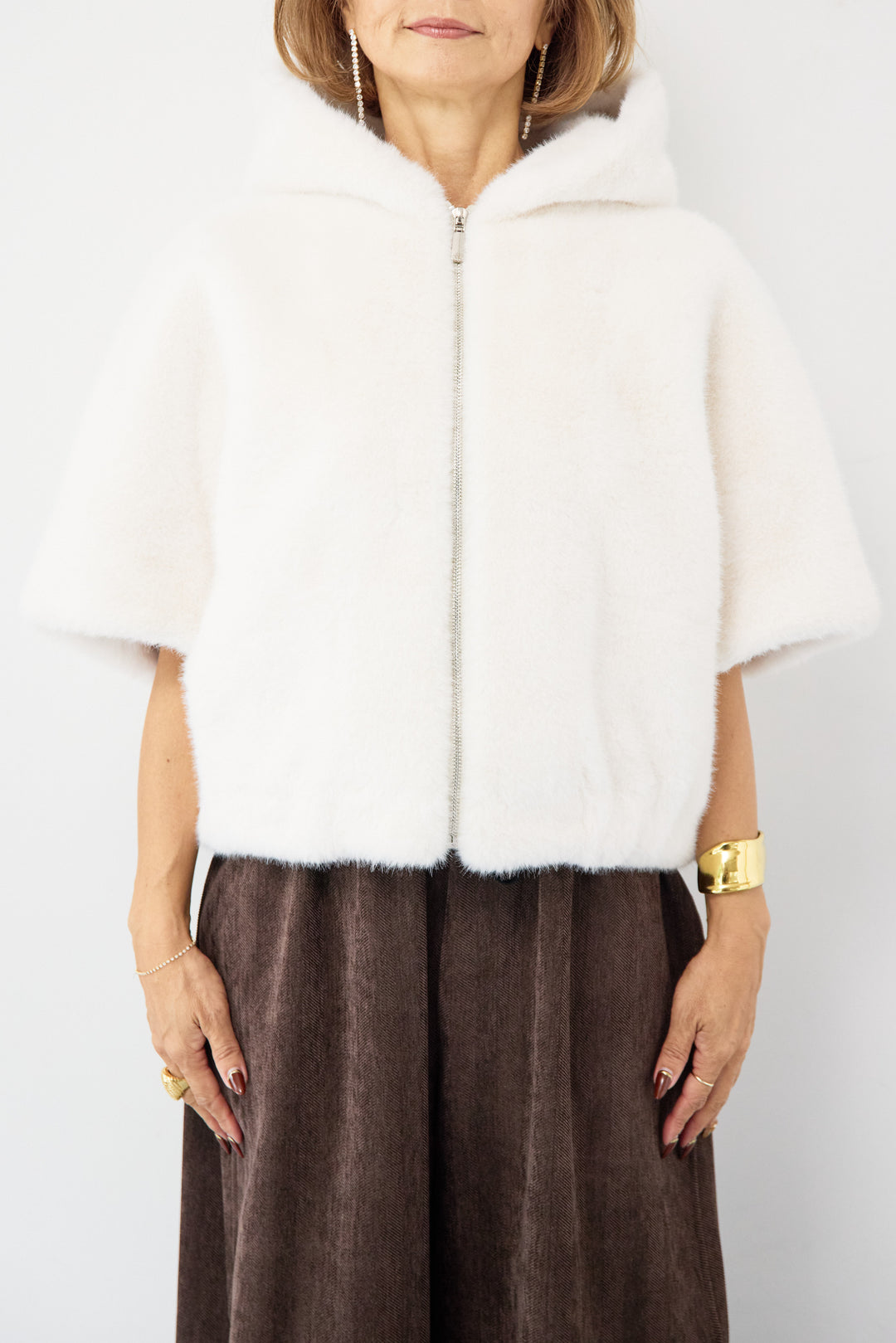 フーデッドフェイクファーショートコート