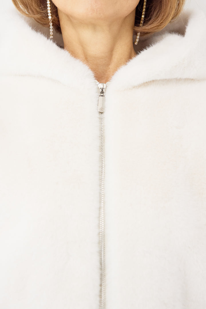 フーデッドフェイクファーショートコート