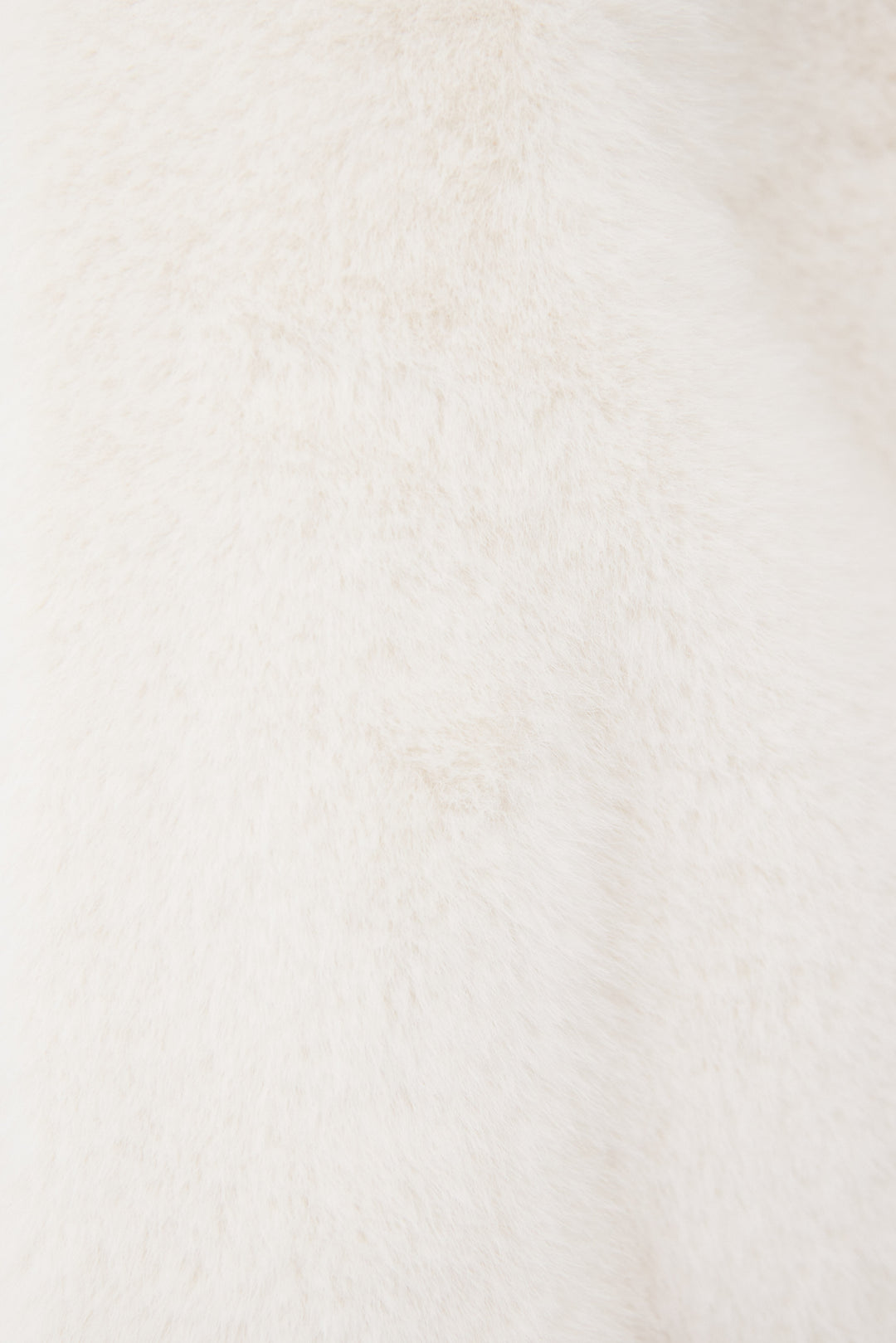 フーデッドフェイクファーショートコート