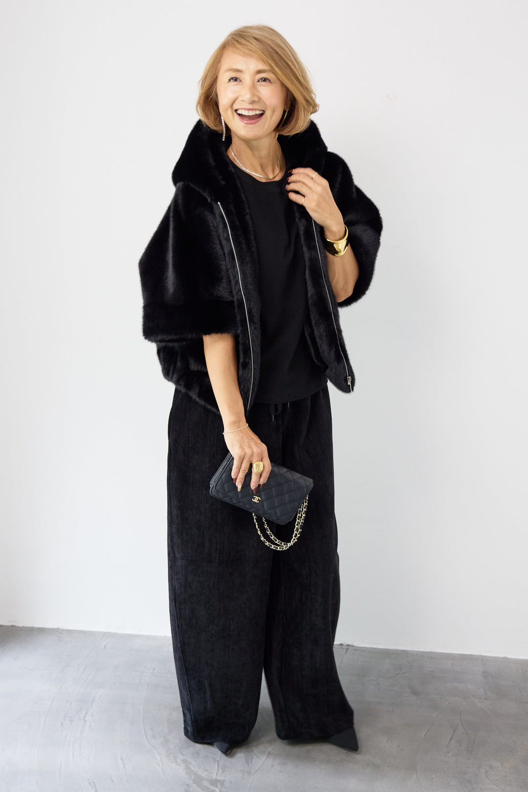 フーデッドフェイクファーショートコート