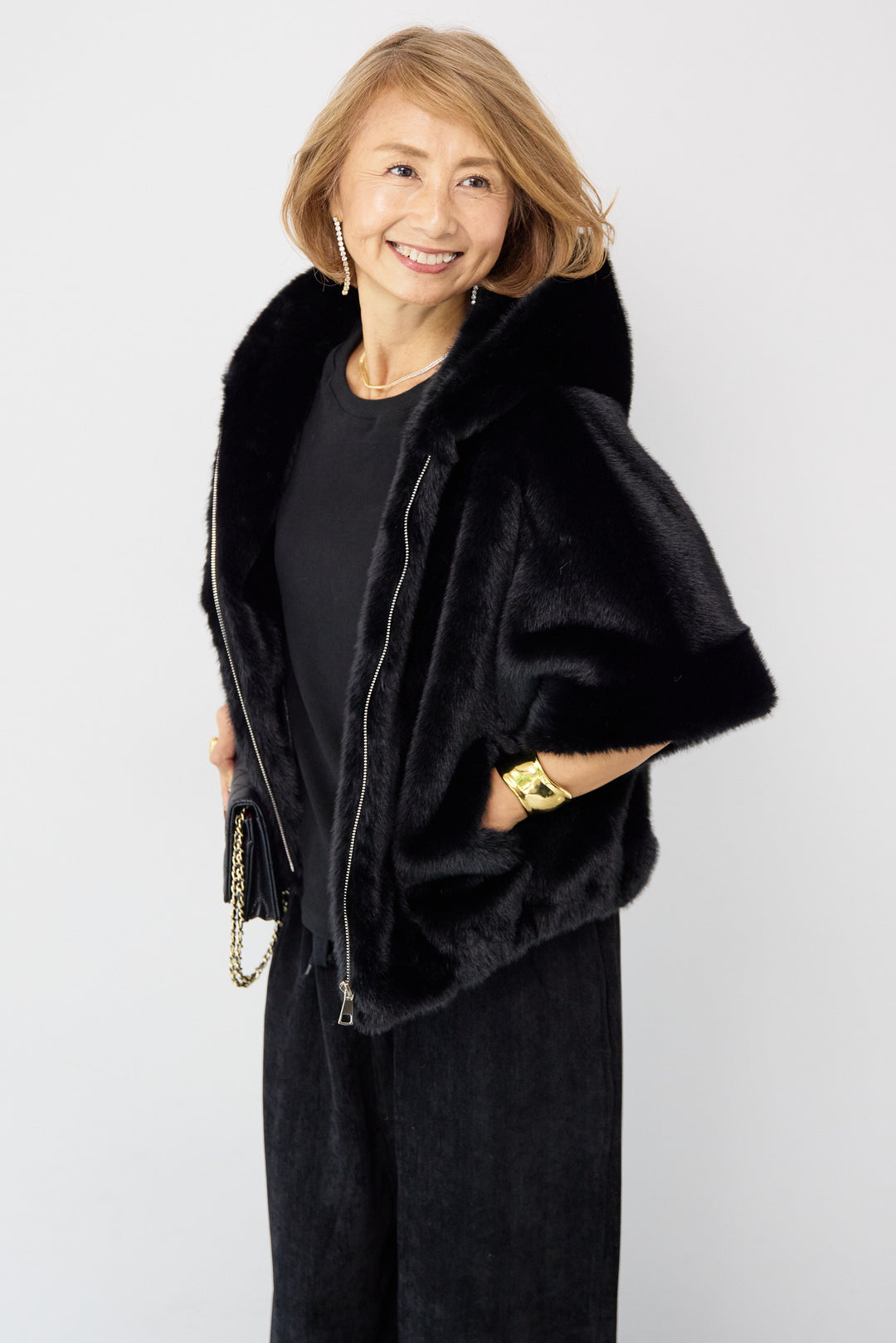 フーデッドフェイクファーショートコート