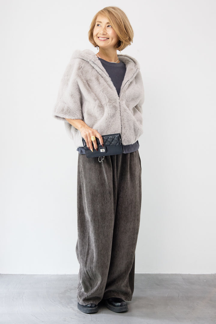 フーデッドフェイクファーショートコート