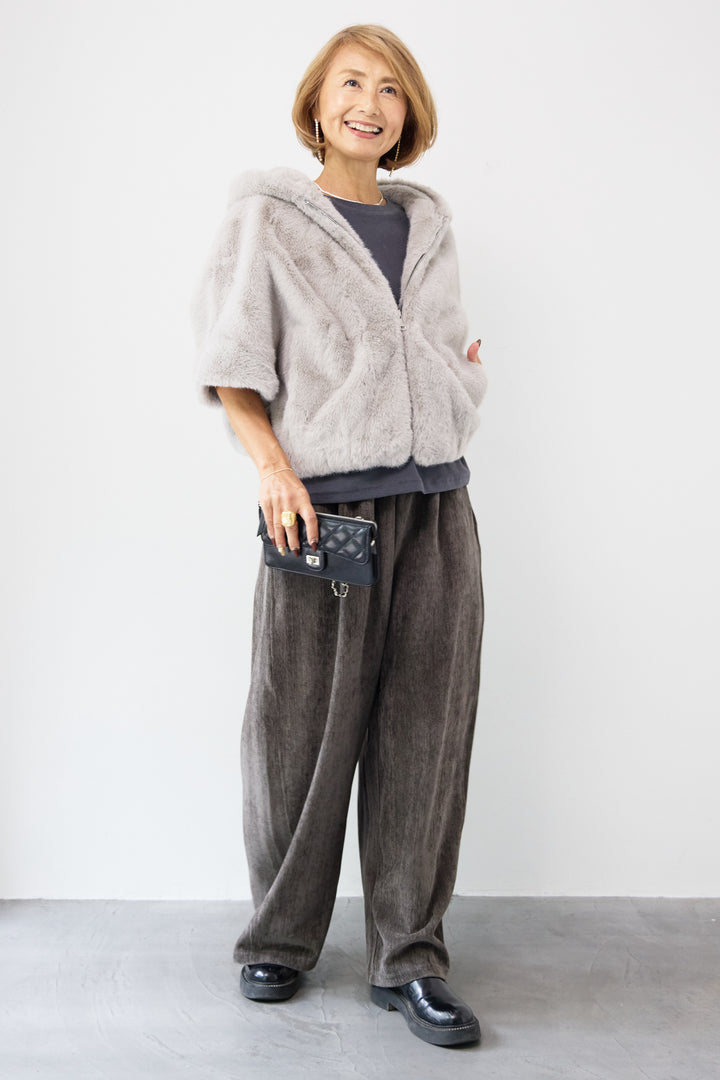 フーデッドフェイクファーショートコート