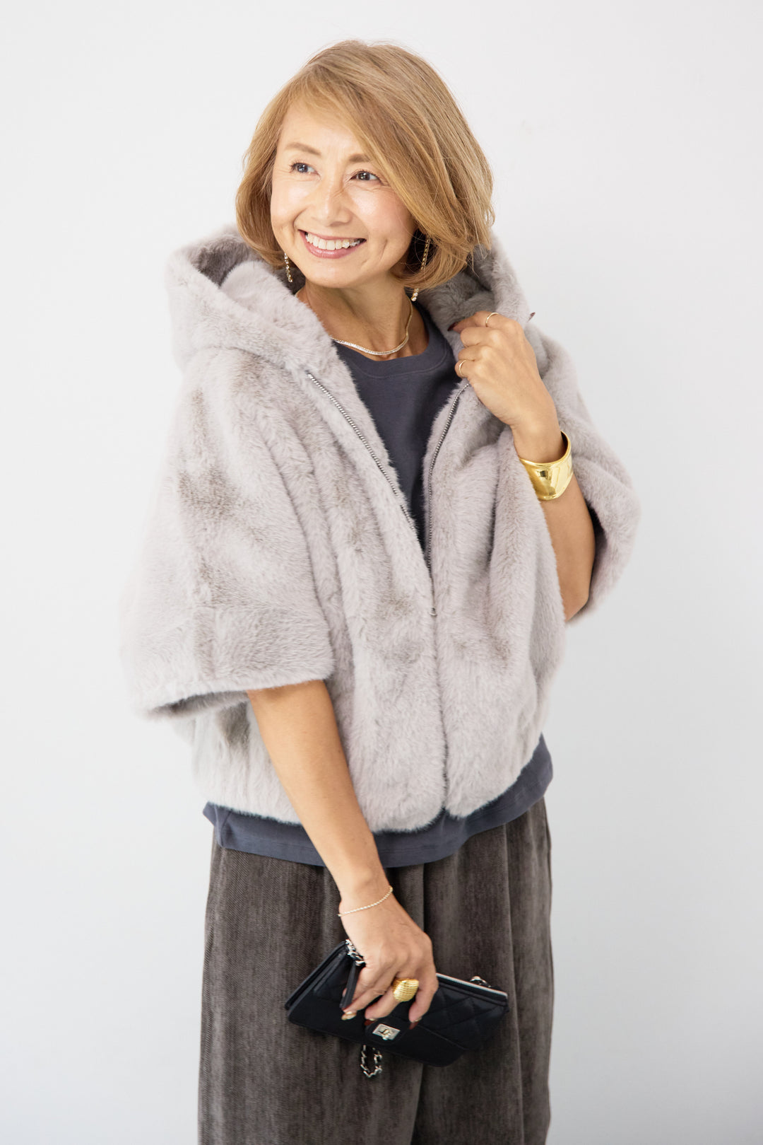 フーデッドフェイクファーショートコート