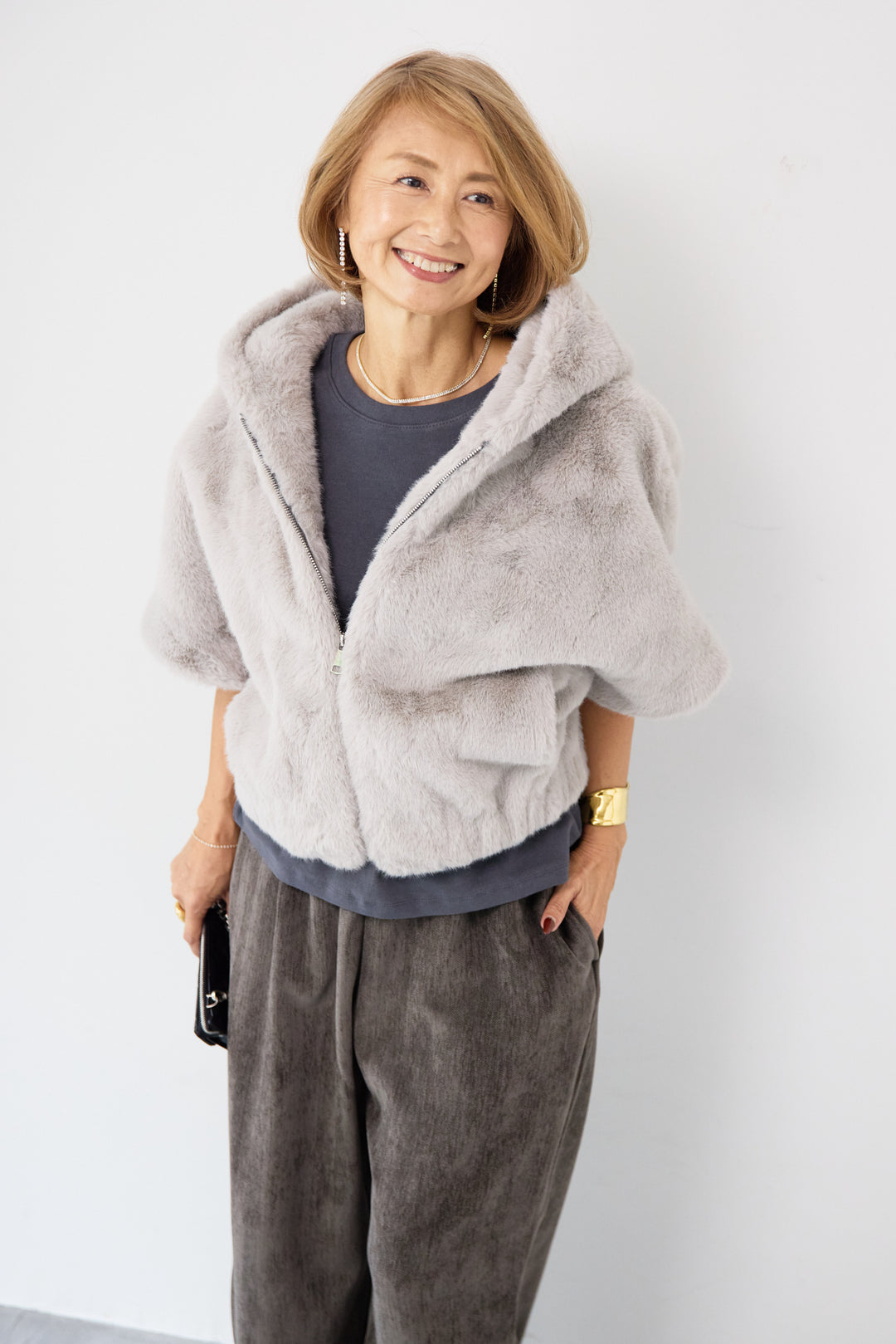 フーデッドフェイクファーショートコート