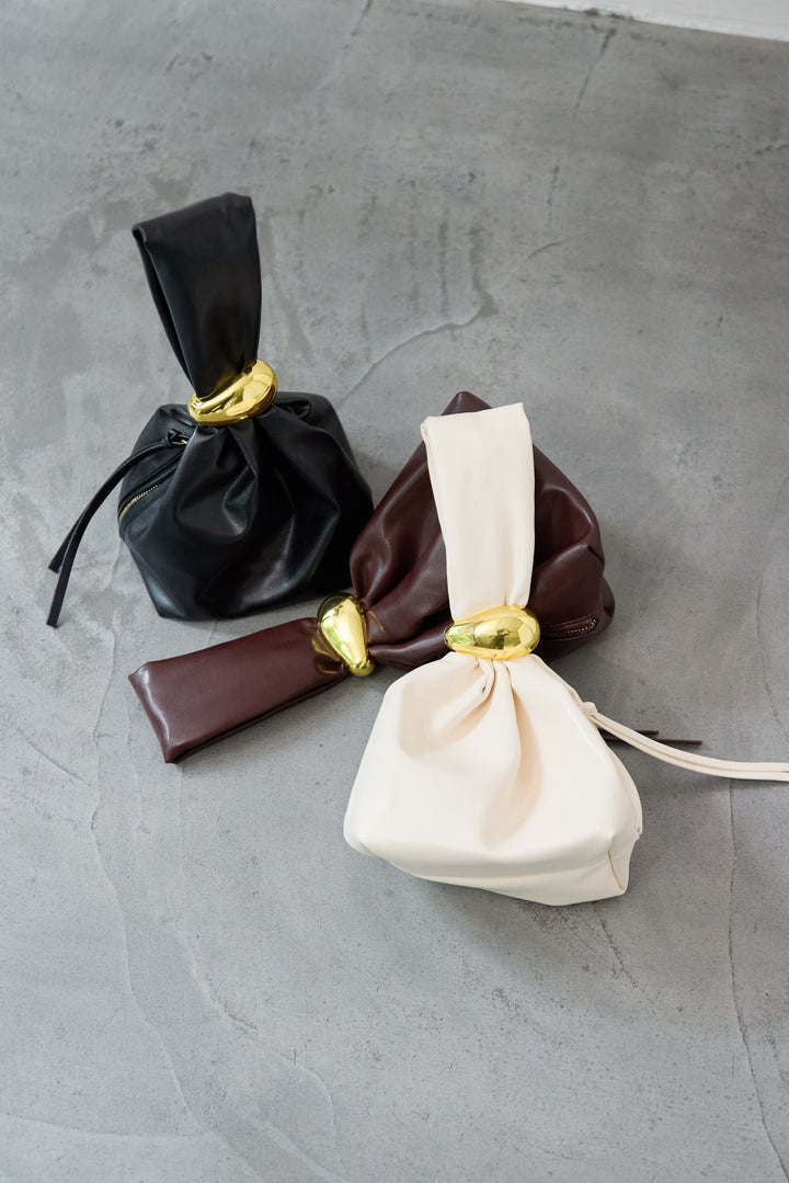 ゴールドリングハンドバッグ