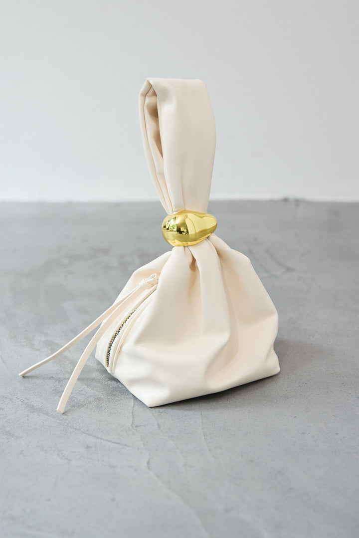 ゴールドリングハンドバッグ