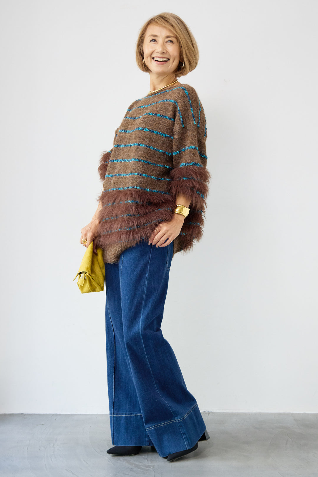 配色ラインシャギーニット