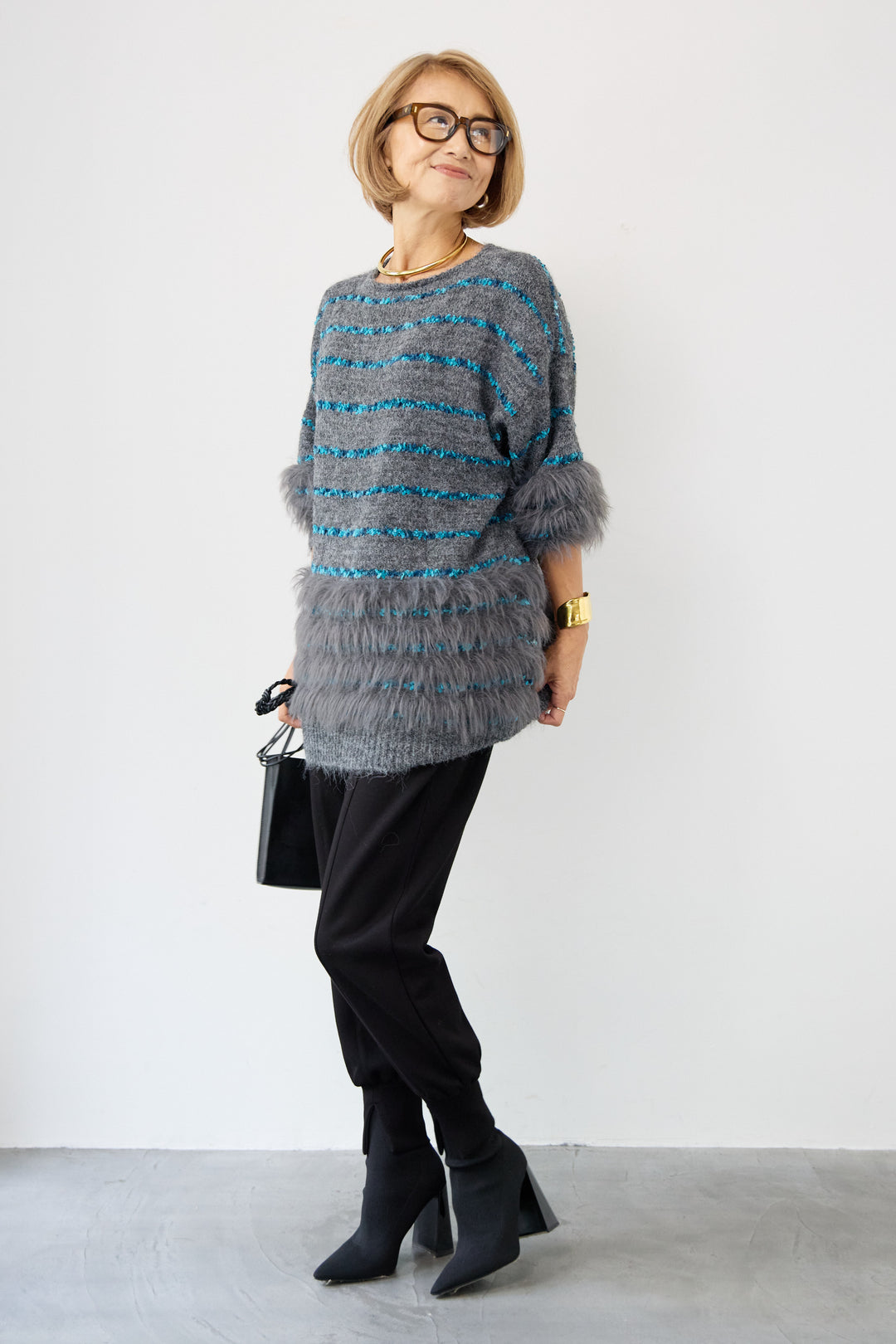 配色ラインシャギーニット