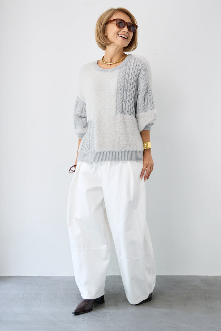 フェザー×ケーブル切替デザインニット