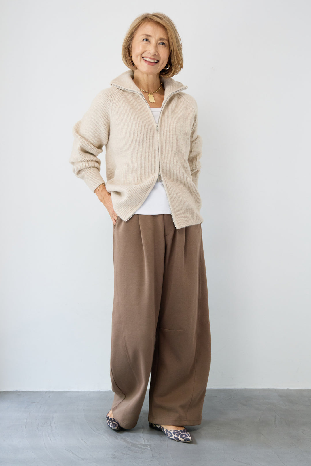 ジップアップニットカーディガン