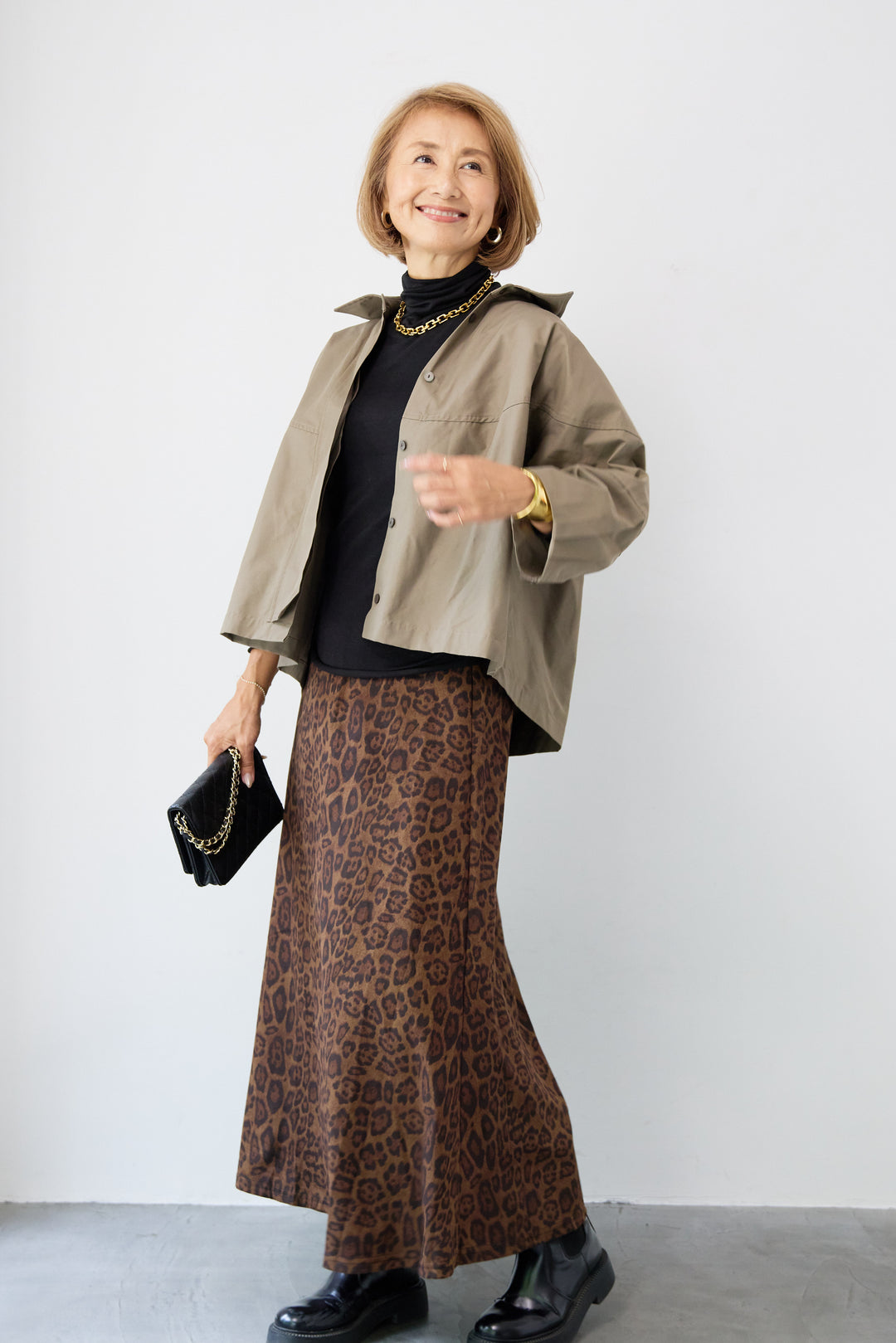 バックコクーンショートシャツ