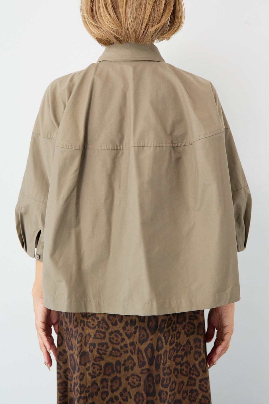 バックコクーンショートシャツ