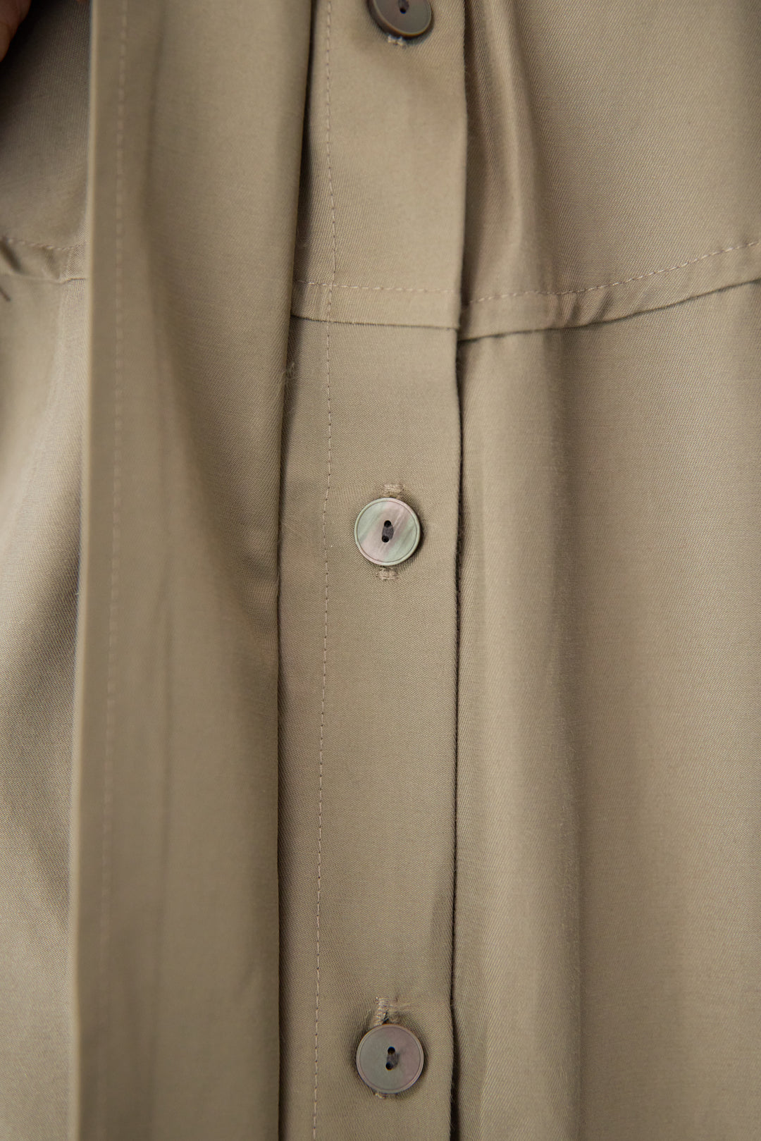 バックコクーンショートシャツ