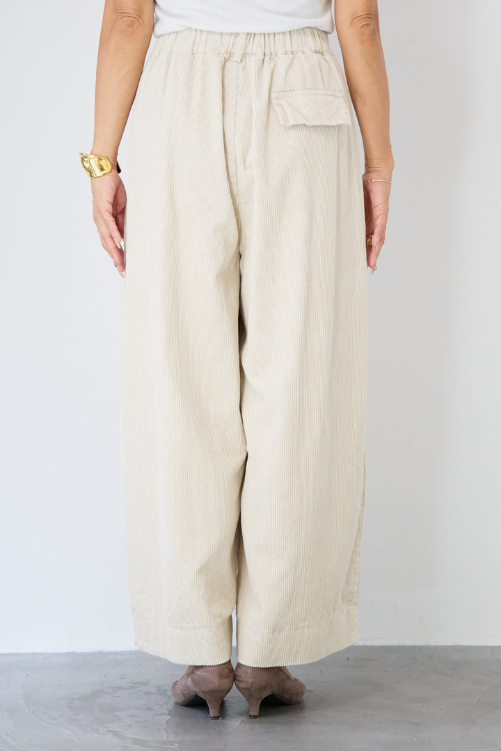 コーディロイタックパンツ