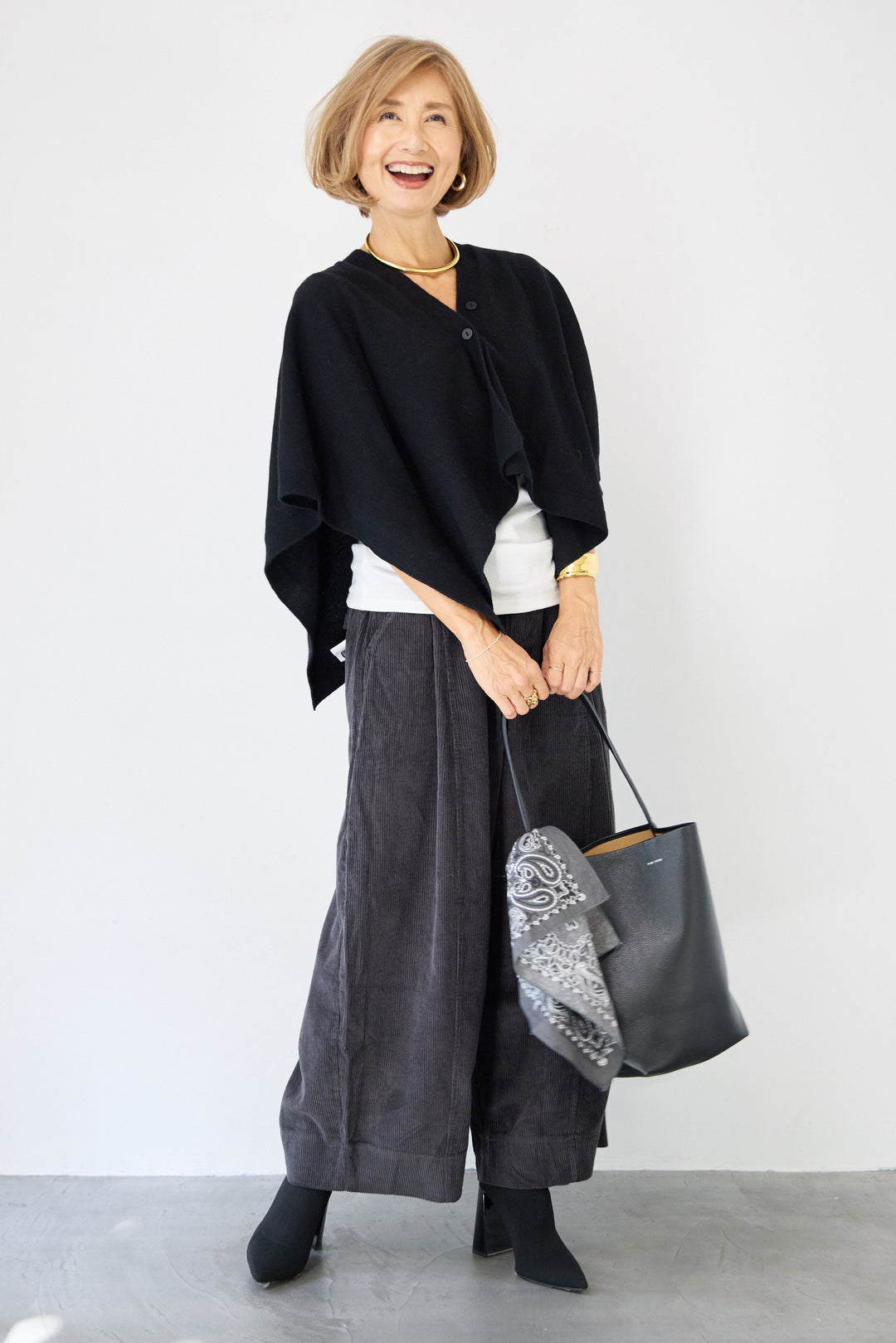 カシミア混2WAYポンチョカーディガン