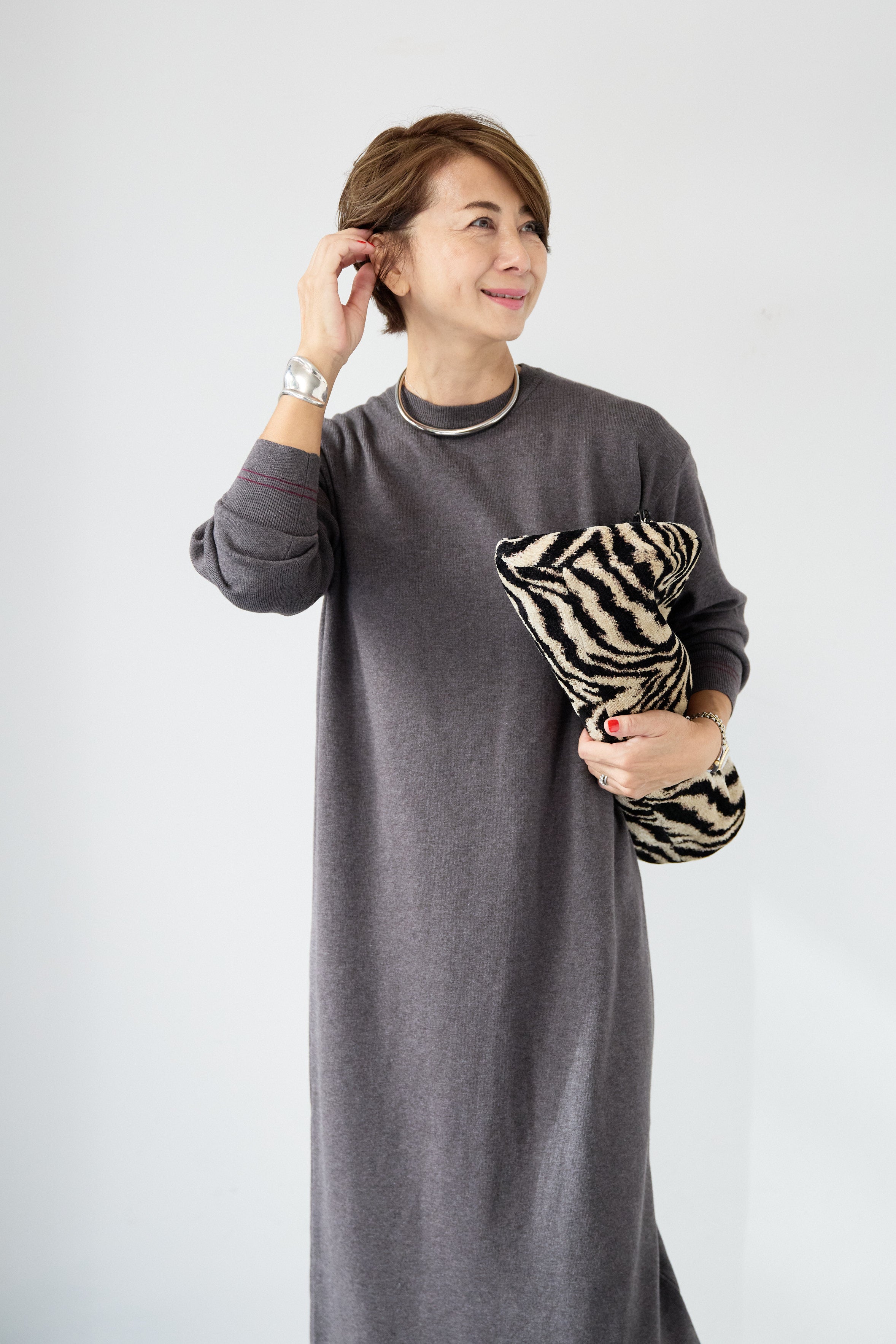 防静電気】配色ラインやわもちニットクルーネックワンピース – plusotoha