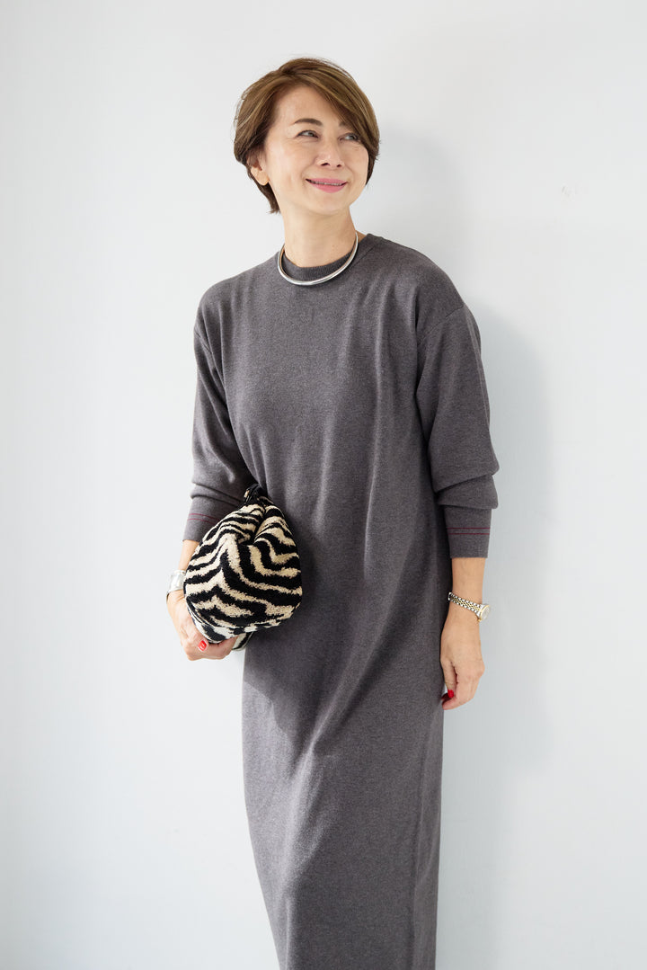 【防静電気】配色ラインやわもちニットクルーネックワンピース