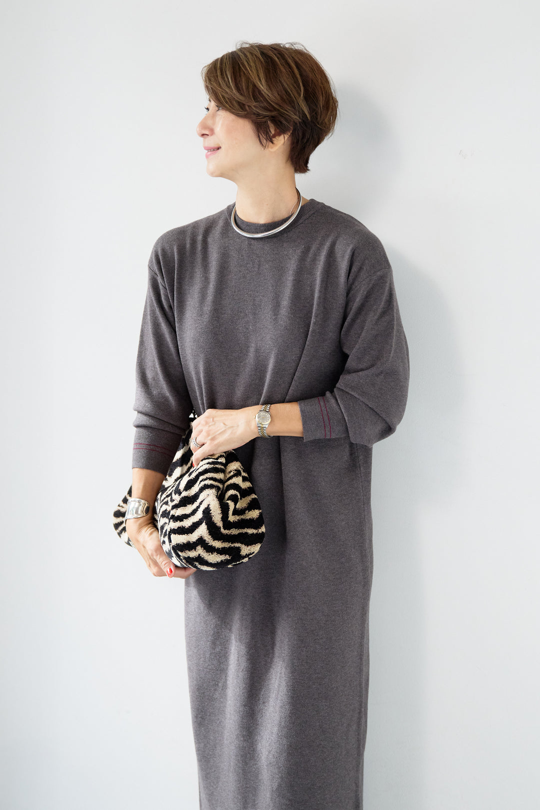 【防静電気】配色ラインやわもちニットクルーネックワンピース