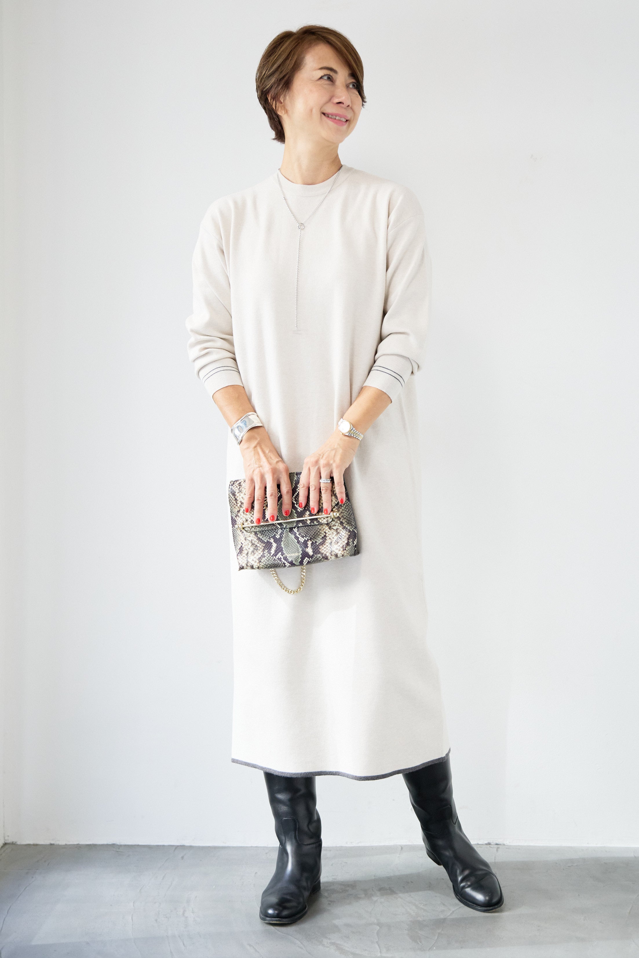 防静電気】配色ラインやわもちニットクルーネックワンピース – plusotoha