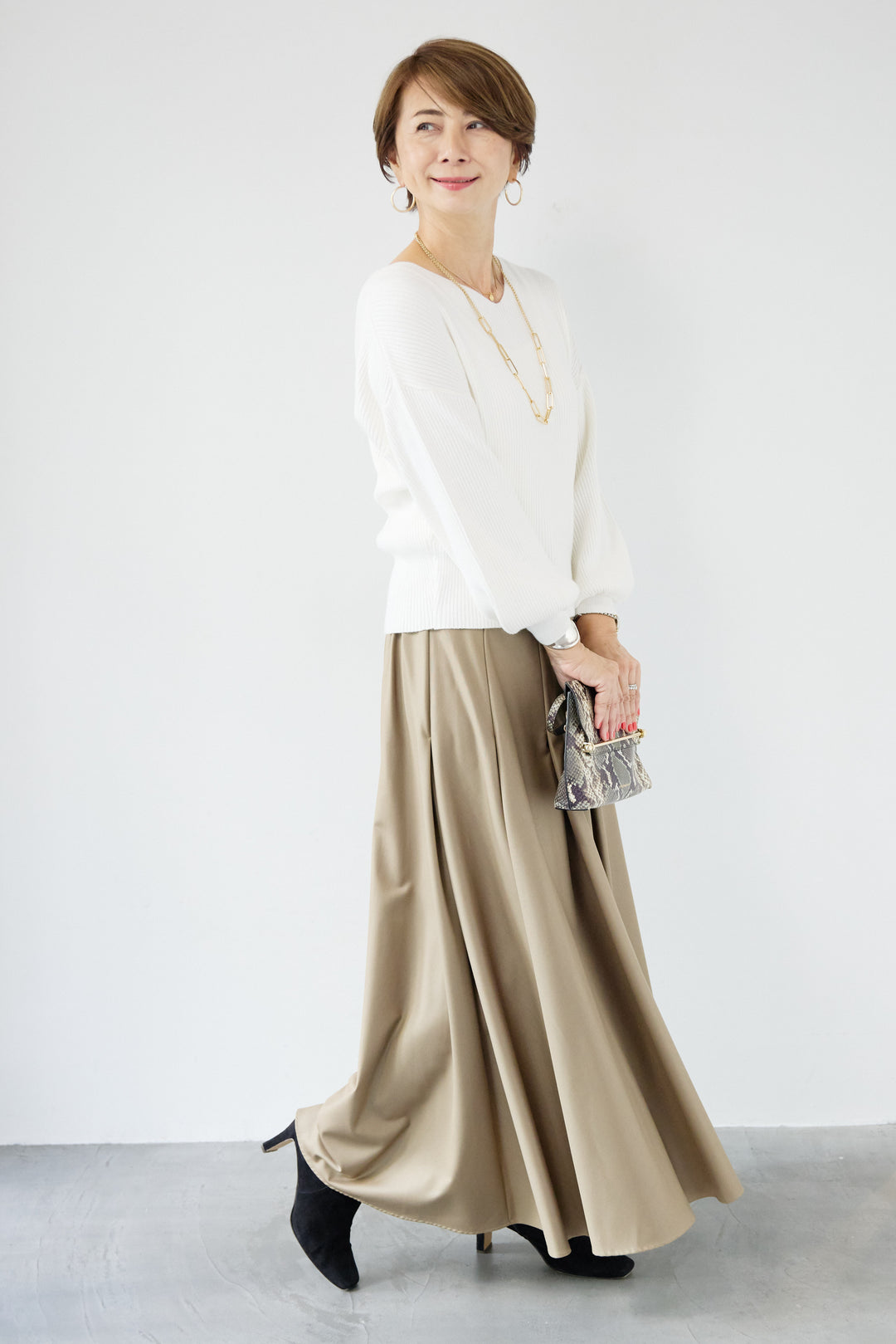 [SET]ふんわりタッチVネックリブニット+タックボリュームスカート(2set)