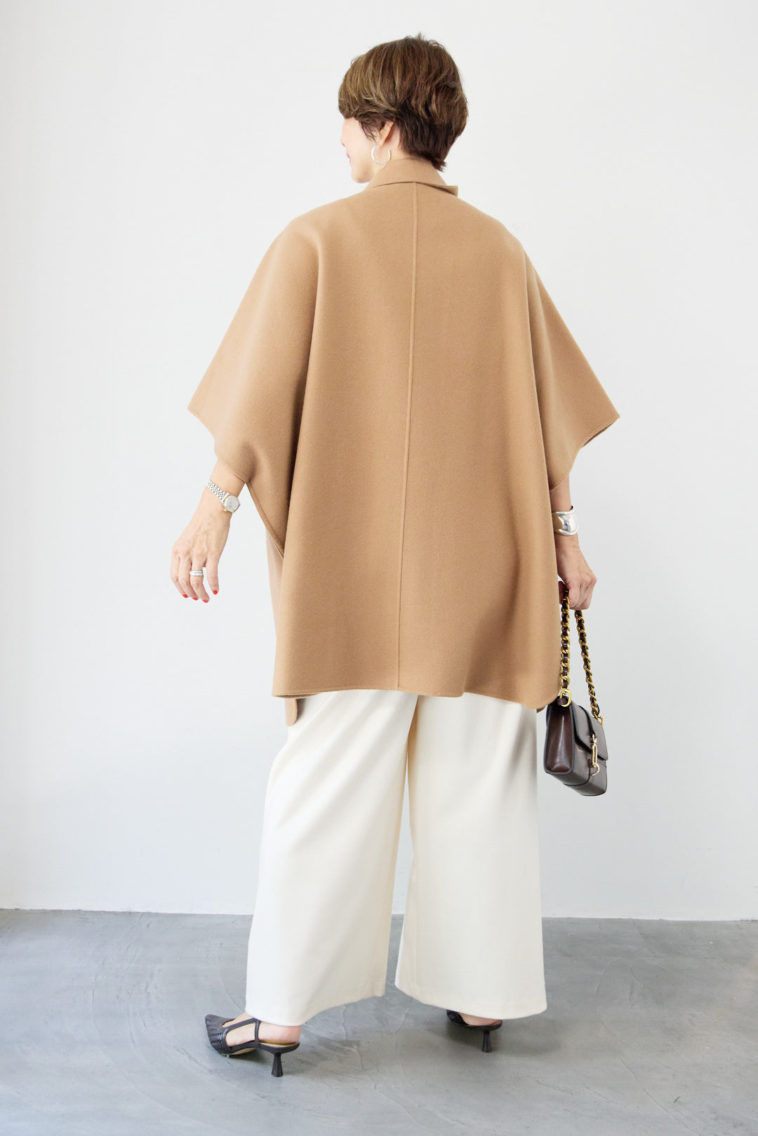 スタンドネックポンチョウールコート