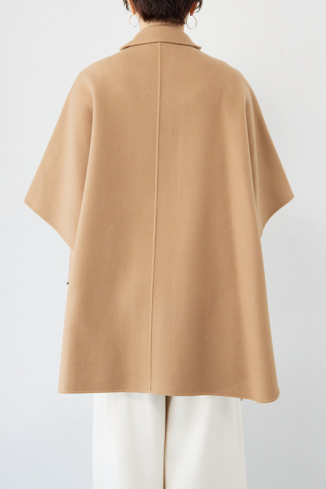 スタンドネックポンチョウールコート
