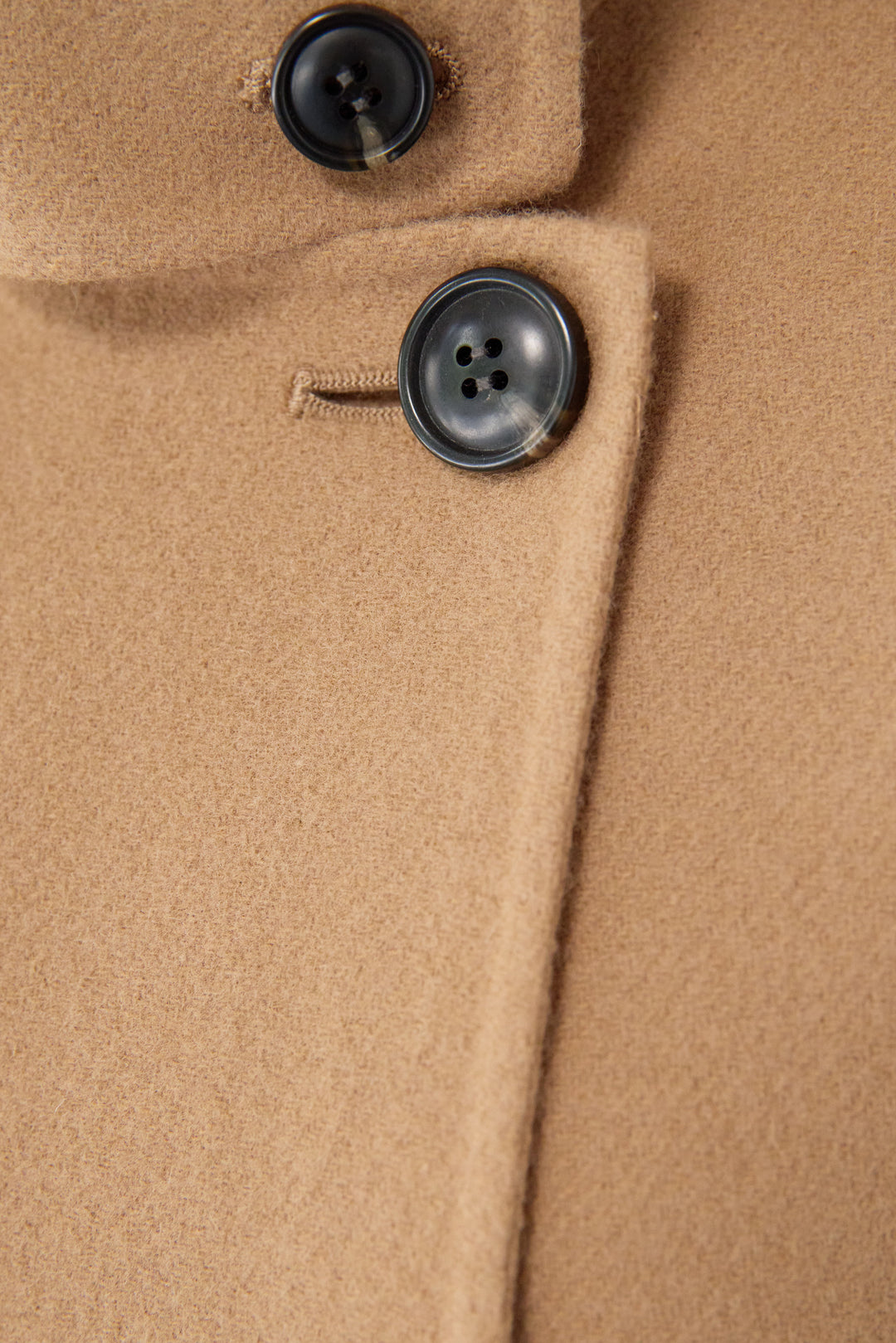 スタンドネックポンチョウールコート